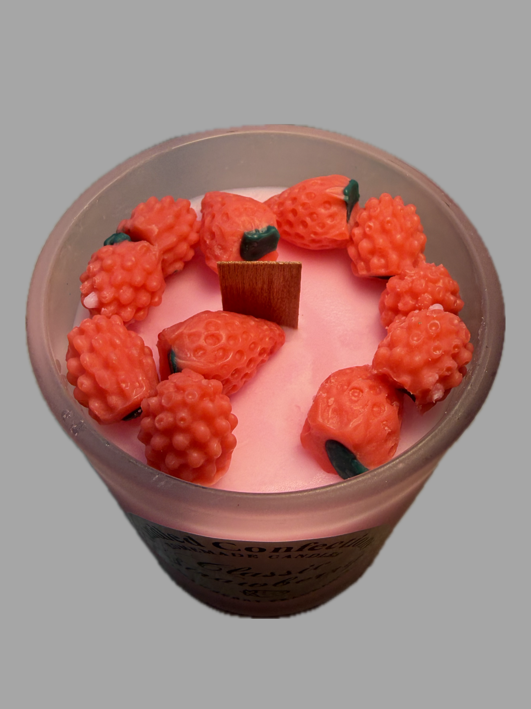 Classic Strawberry 7oz Candle